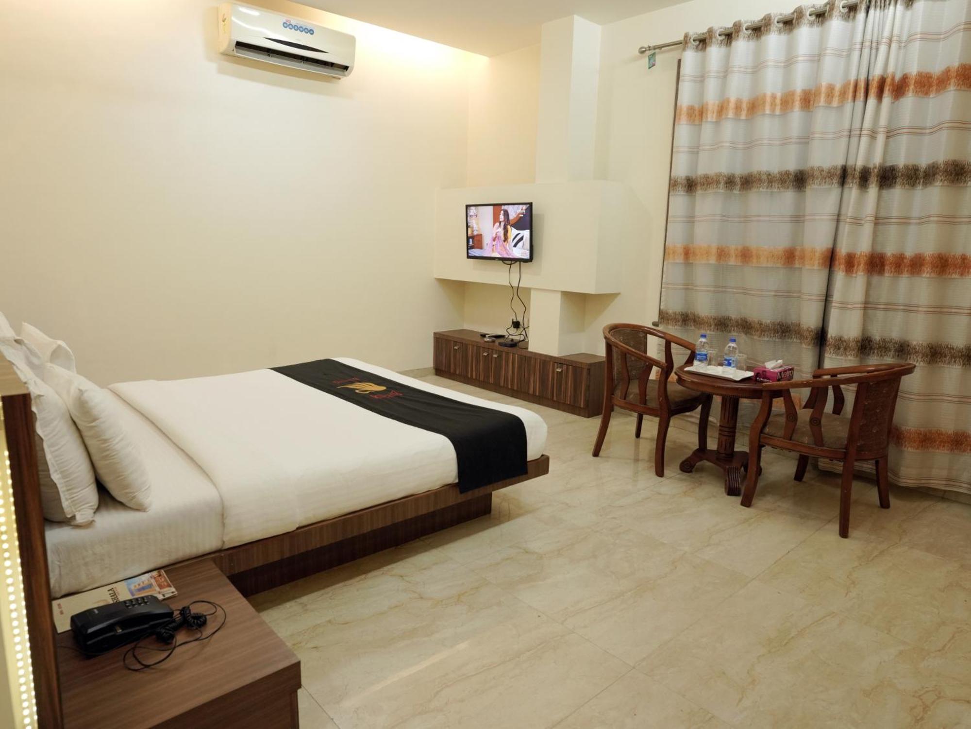 Hotel Kushala Executive Inn Thane Esterno foto